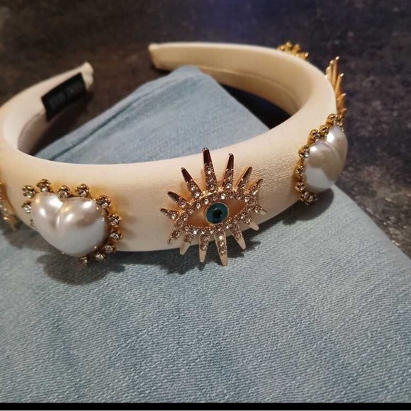 Diadema - Picture 2 of 2